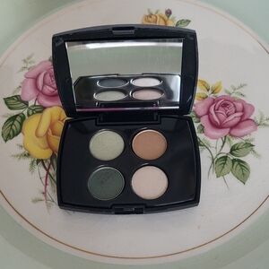 New Lancome Eyeshadow Quad Mini Palette - Cream and Green Shades, 4Edge